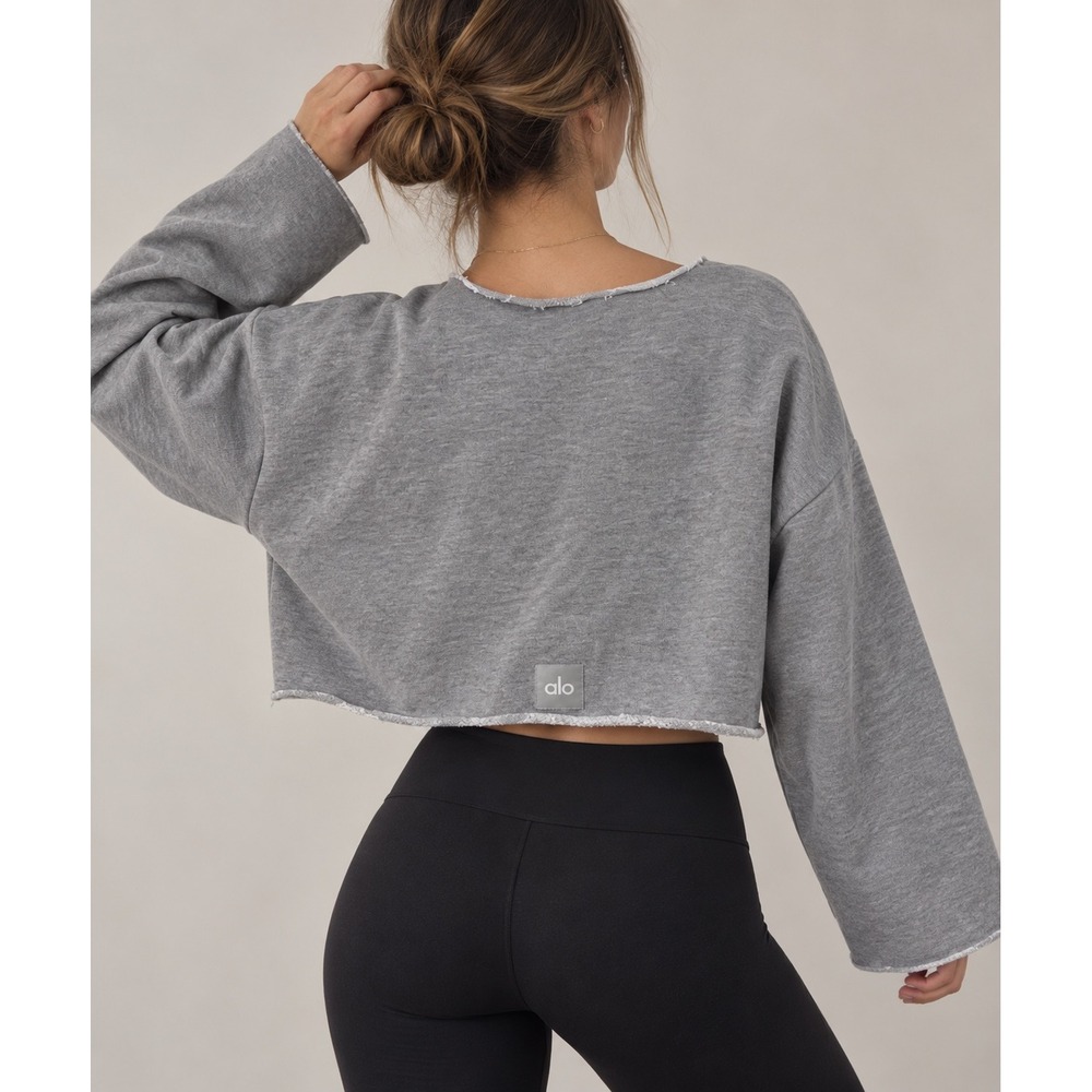 Alo Yoga Fierce Distressed Cropped Sweatshirt Heather Grey Wide Sleeve Large